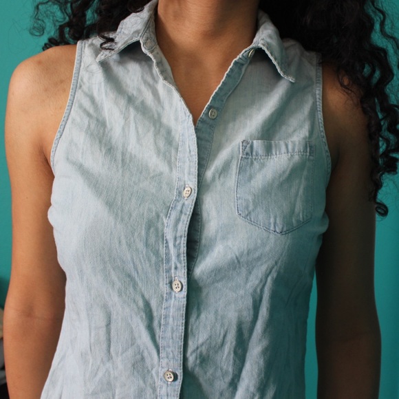 denim sleeveless top - Picture 6 of 9
